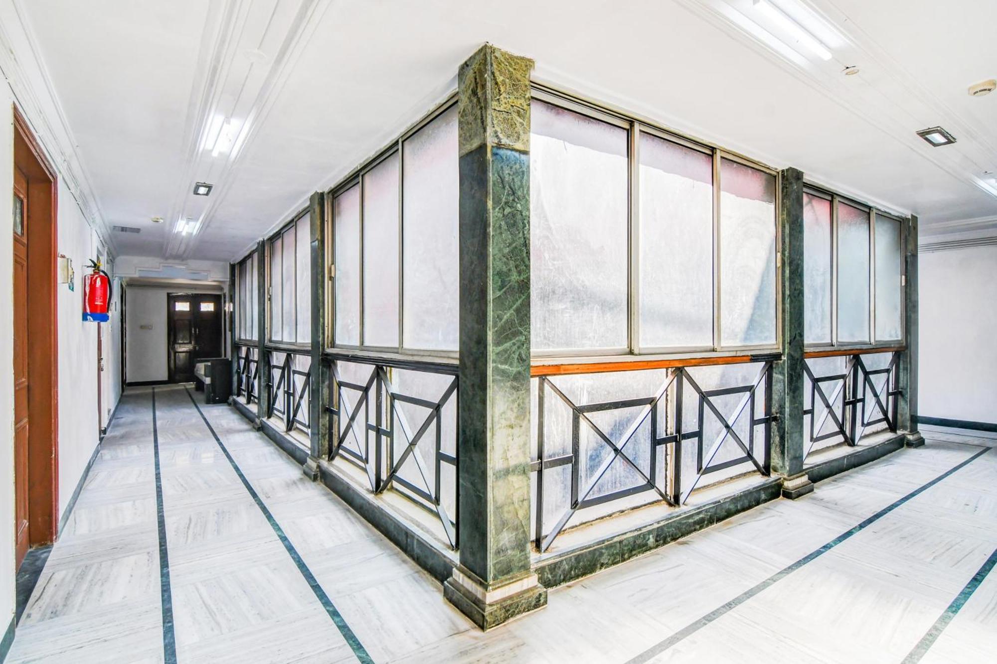 Super Hotel O Lenin Sarani Kalkata Exteriér fotografie